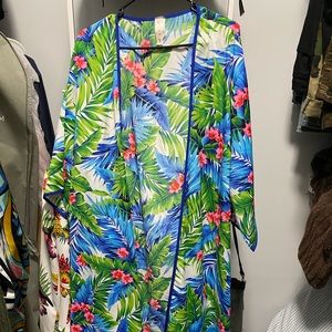 Floral kimono/coverup